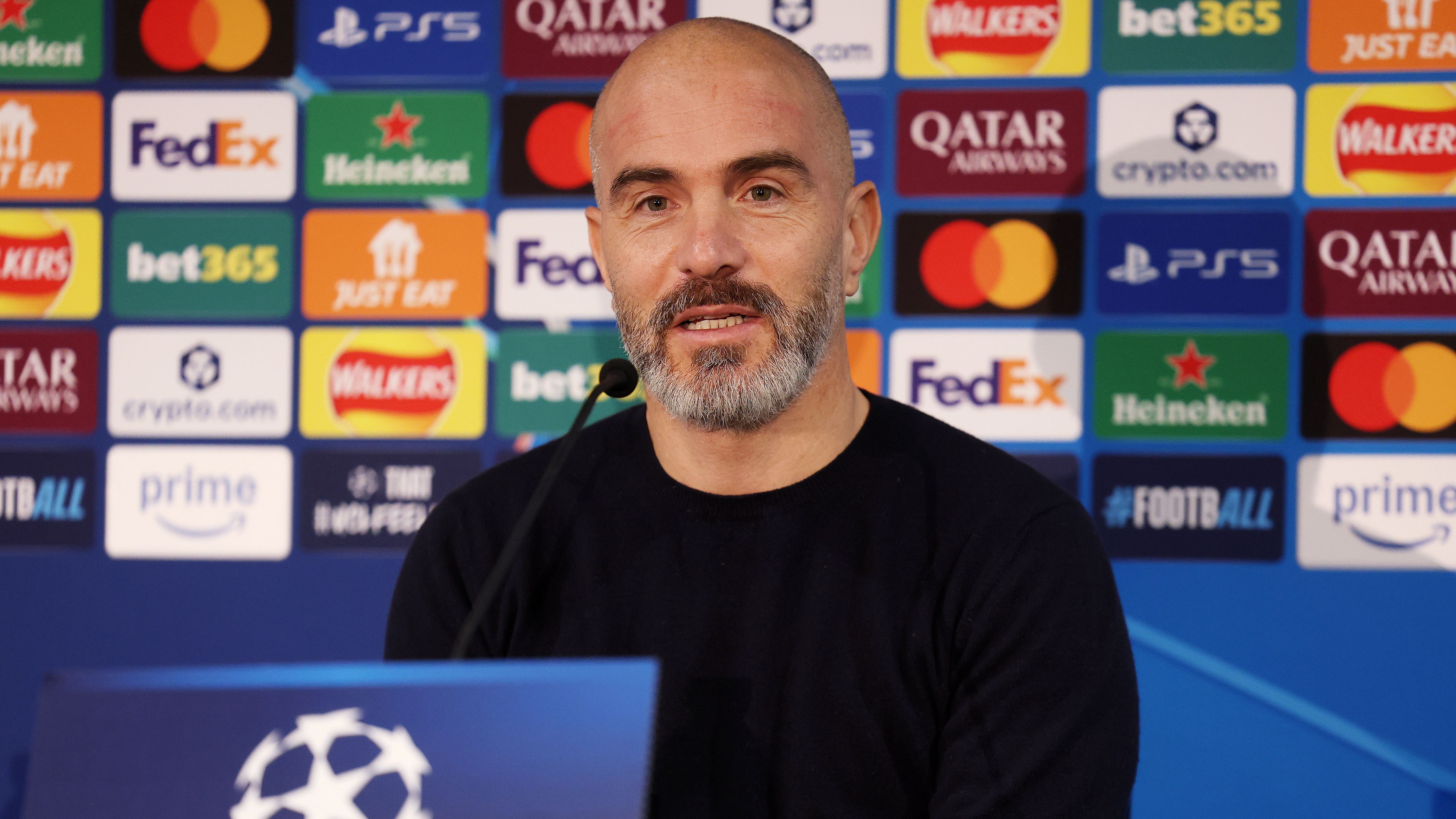 Enzo Maresca Urges Chelsea’s Rising Star Estevao Willian to Remain Composed Amid Comparisons to Lionel Messi and Cristiano Ronaldo