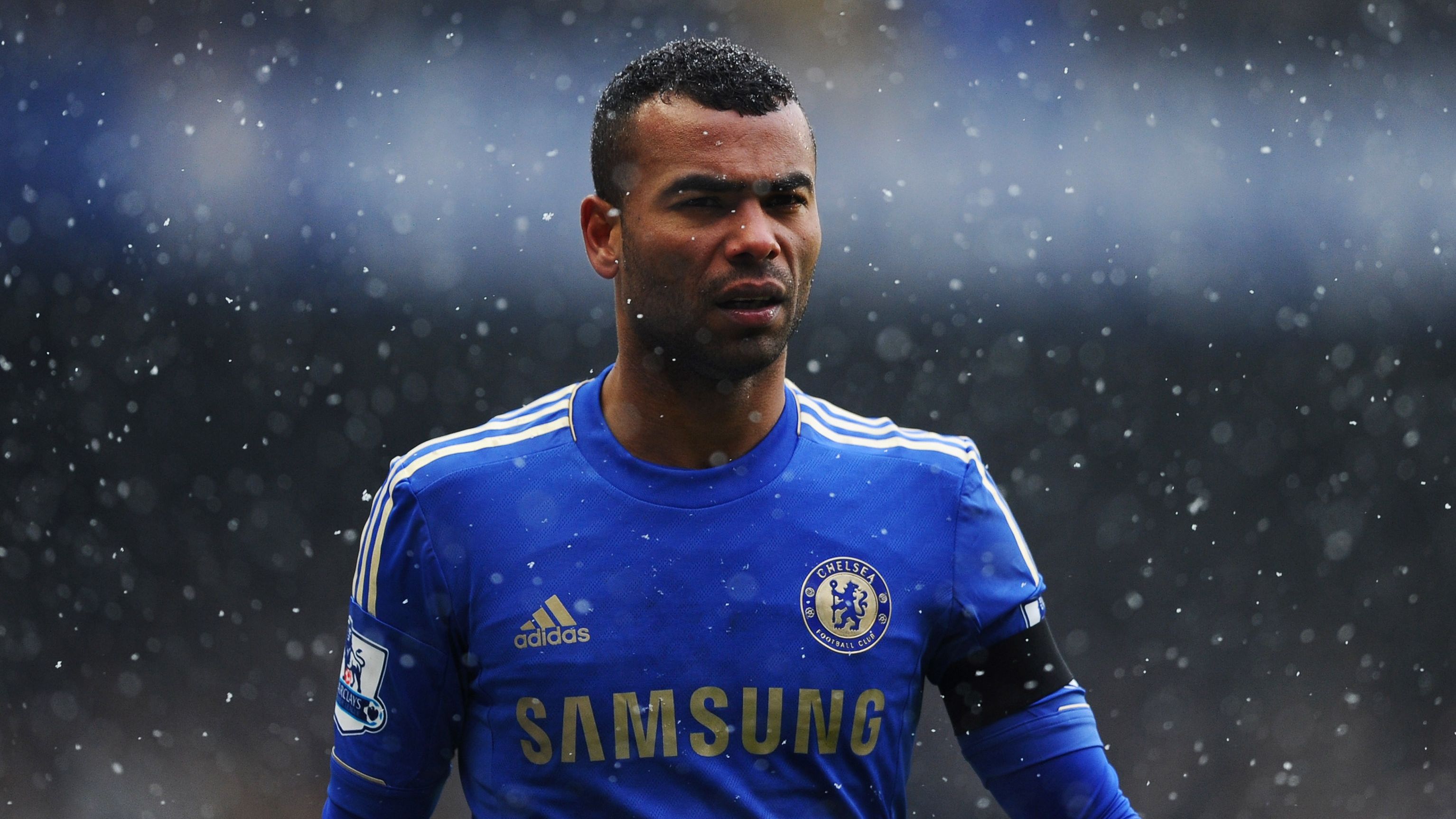 Ashley Cole Reveals Rejection of Top European Clubs Before Chelsea Transfer, Citing Feelings of Underappreciation at Arsenal