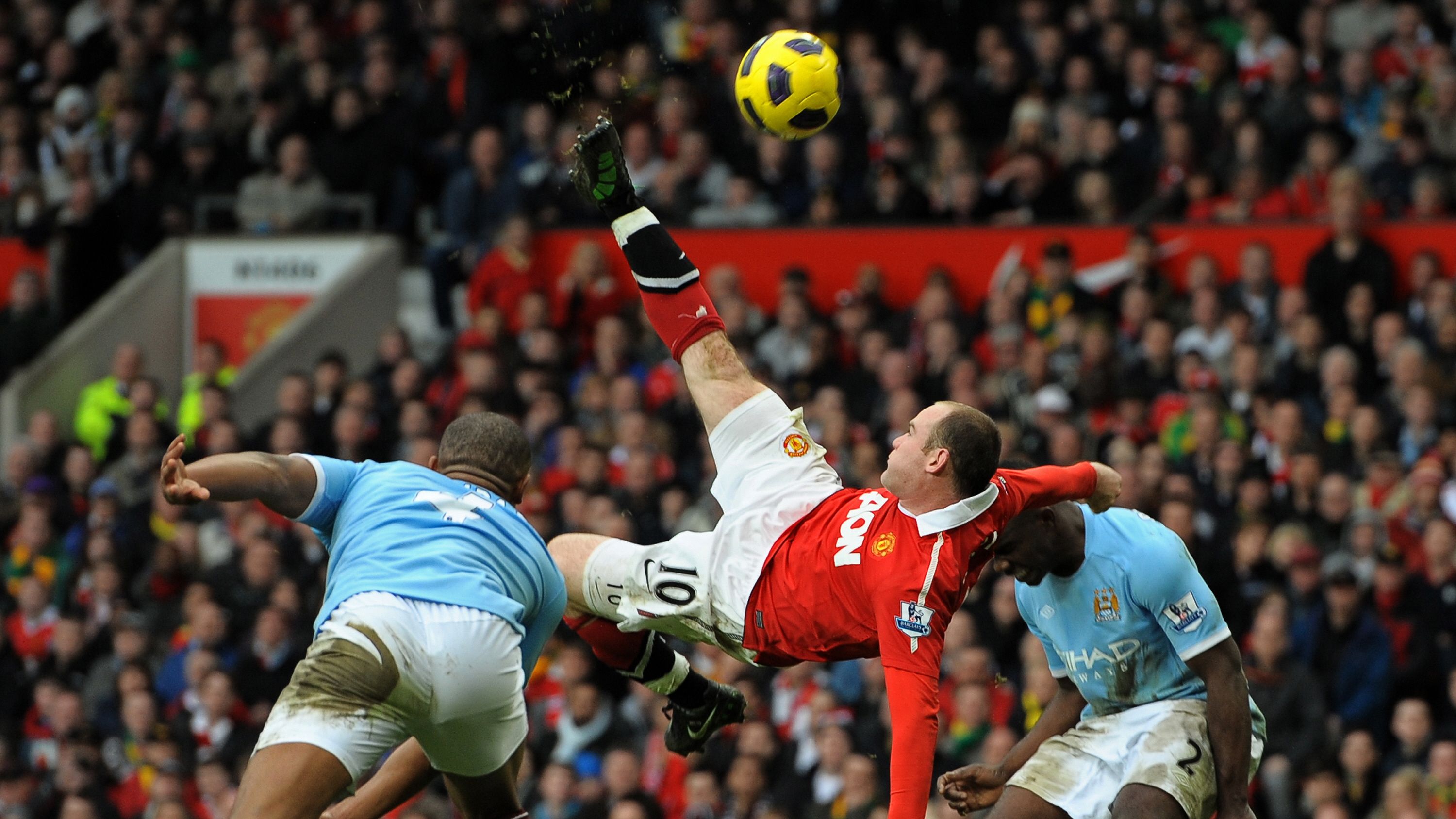 Video: Wayne Rooney Showcases Timeless Talent with Spectacular Overhead Kick, Recreating His Iconic Manchester United Derby Goal