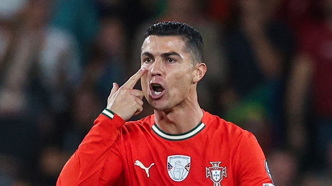 Inspiring Encounter: Portugal’s Under-16 Women’s Team Meets Cristiano Ronaldo and Teammates in an Uplifting Video