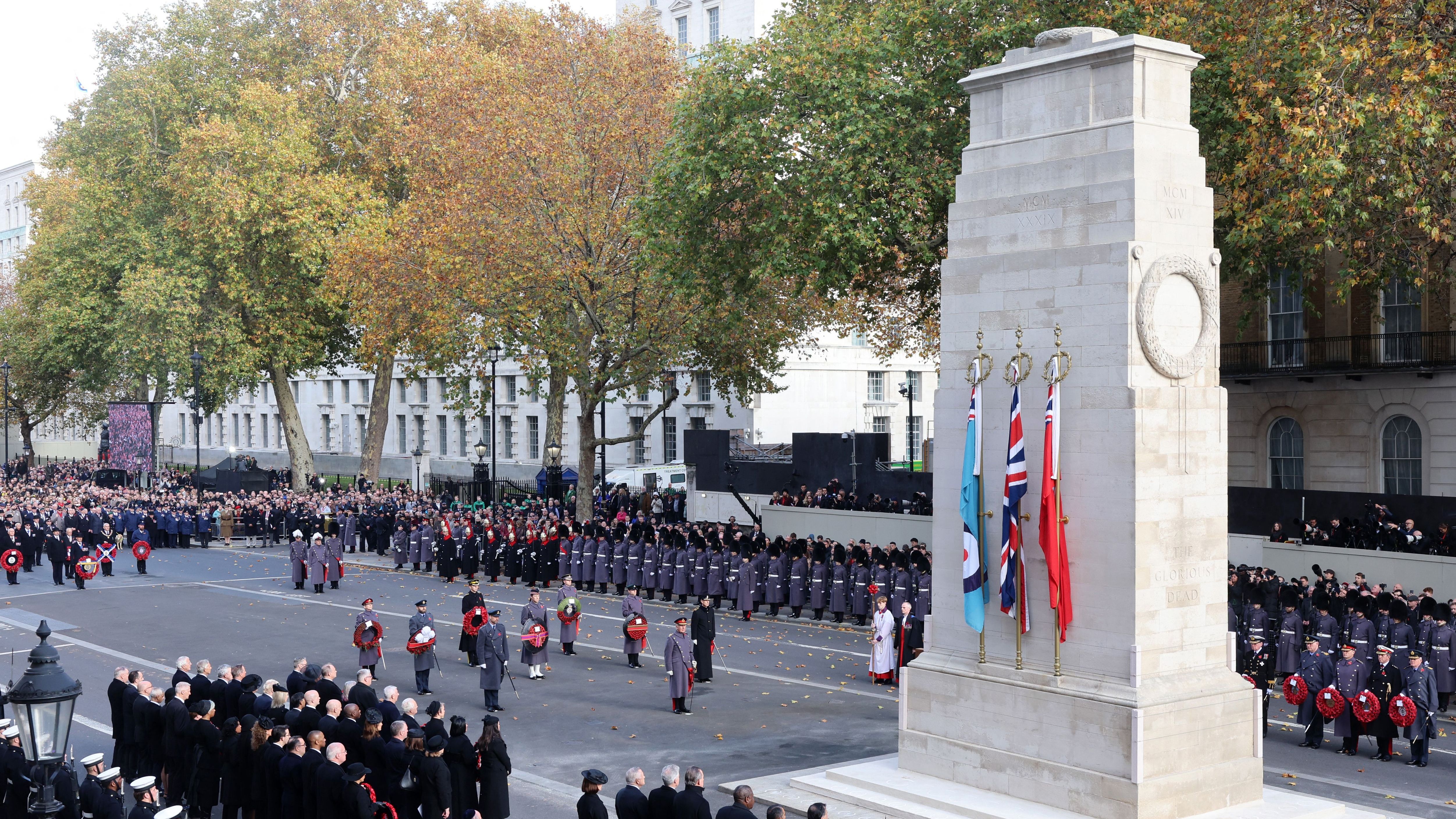 England Captain Harry Kane Shares Dignified Remembrance Sunday Message, Demonstrating Continued Support for Veterans in Meaningful Ways