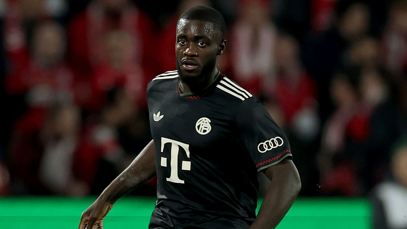 Bayern Munich Prioritizes Extending Dayot Upamecano’s Contract Amid Interest from Real Madrid and Liverpool