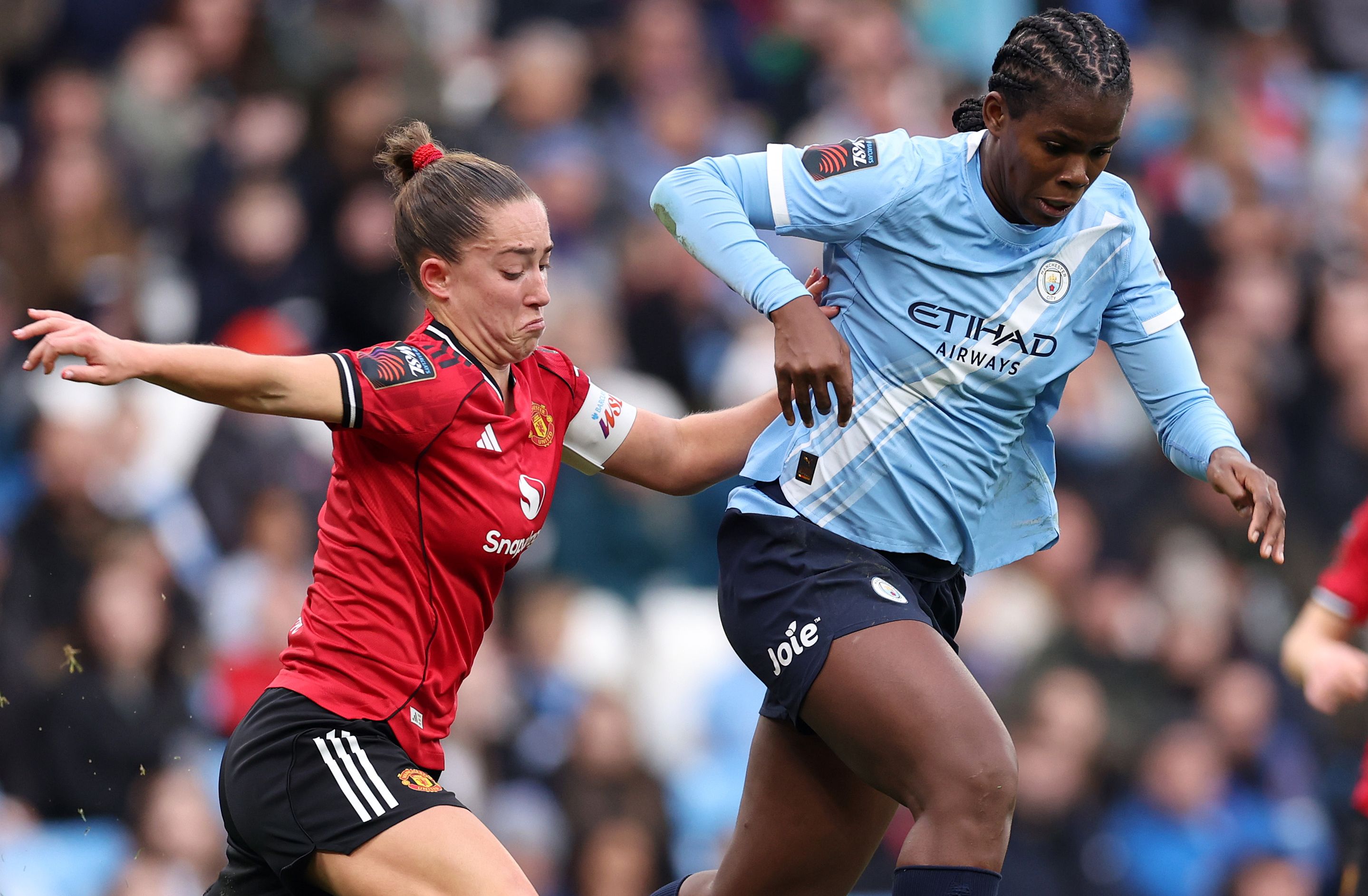 Manchester City Women’s Player Ratings vs Manchester United: Lauren Hemp Delivers Impressive Return, Thwarting Red Devils’ WSL Title Hopes as Bunny Shaw Shines in Attack