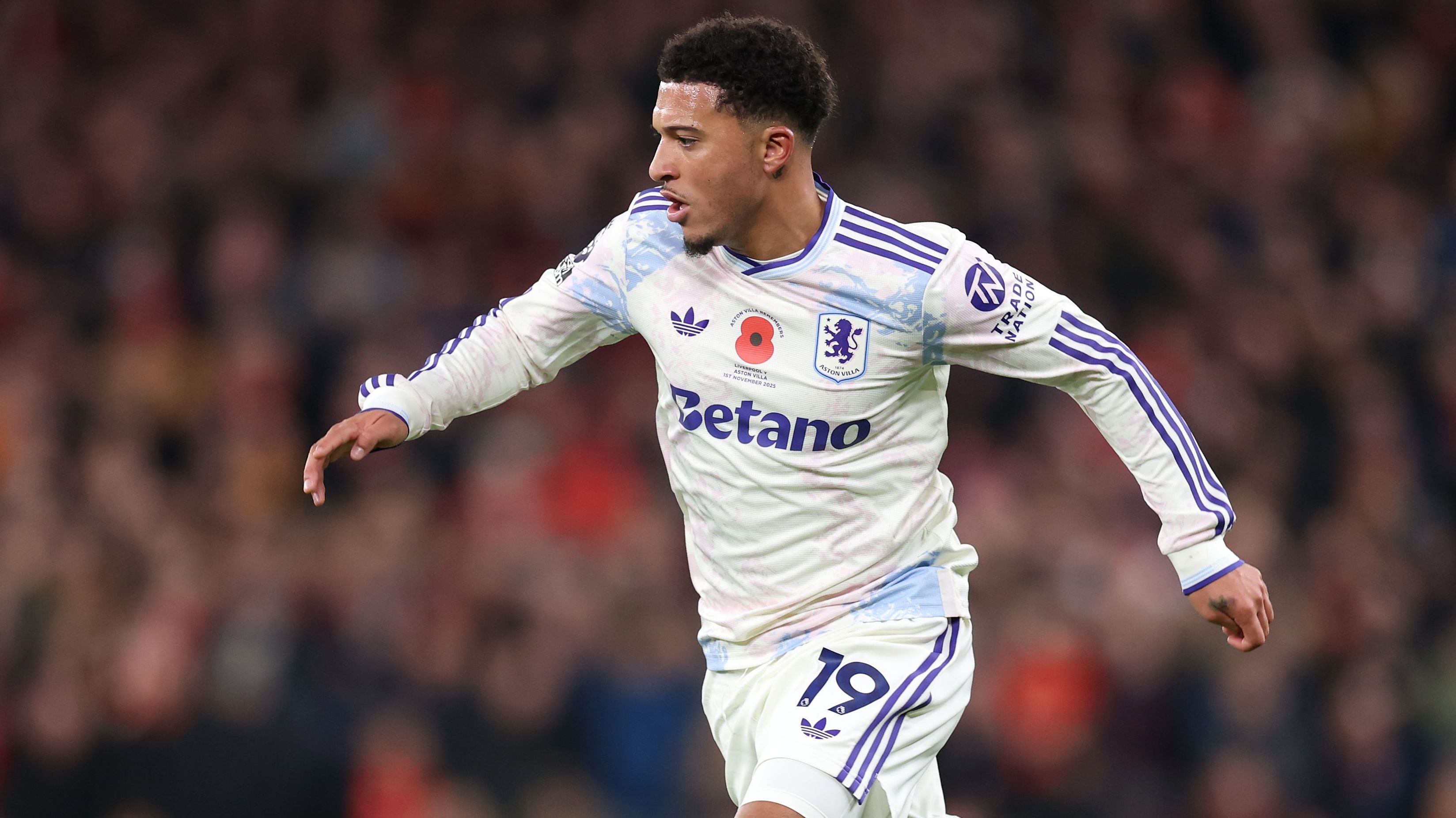 Manchester United’s Jadon Sancho in Transfer Discussions with Three Turkish Clubs Amid Loan Challenges at Aston Villa