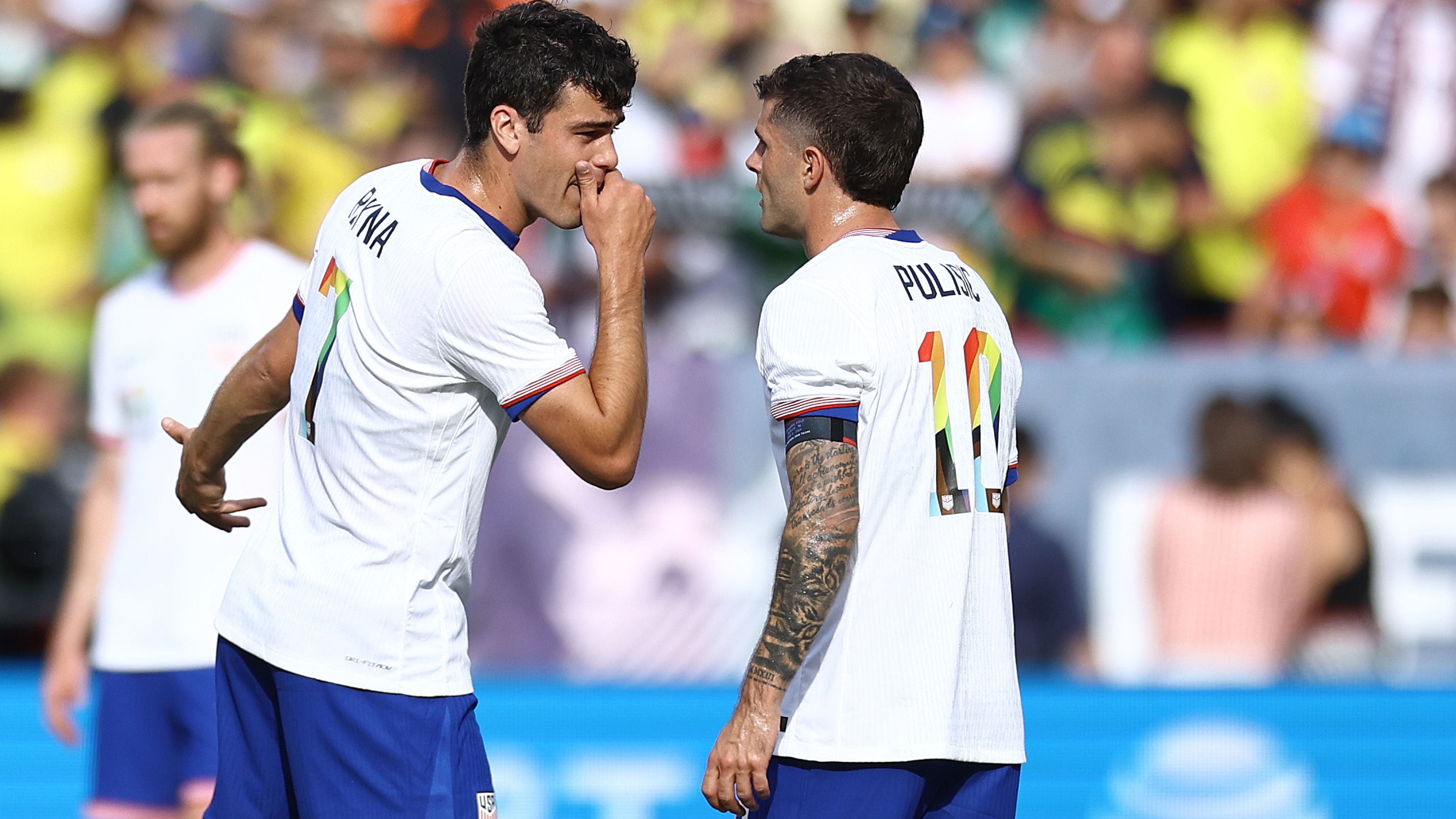 Christian Pulisic of AC Milan Expresses Solidarity with Gio Reyna Amid USMNT Comeback