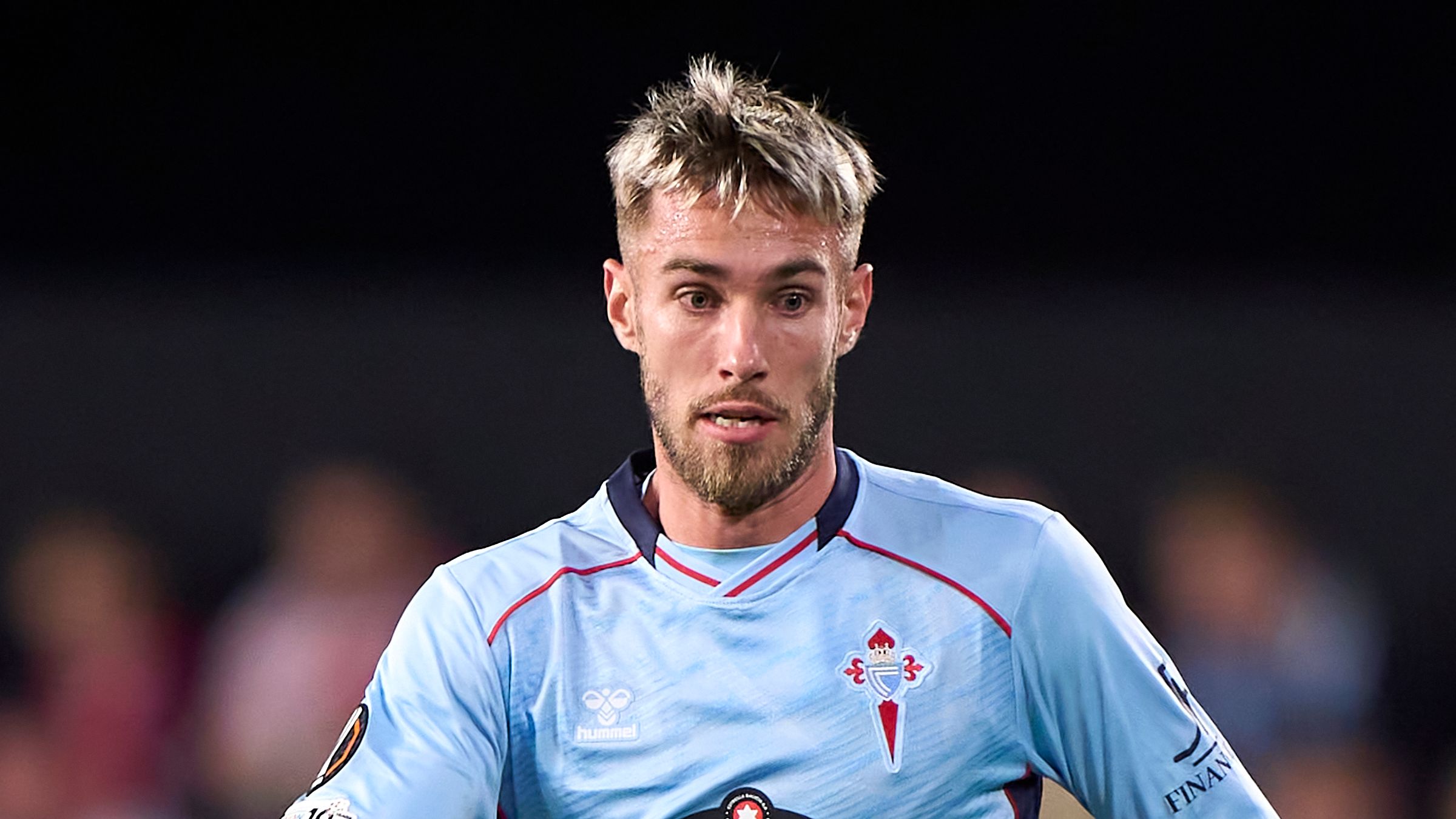 Newcastle and Aston Villa Among Five Premier League Clubs Pursuing Former Barcelona Defender as La Liga Team Faces Risk of Free Transfer After Rejecting €14 Million Offers