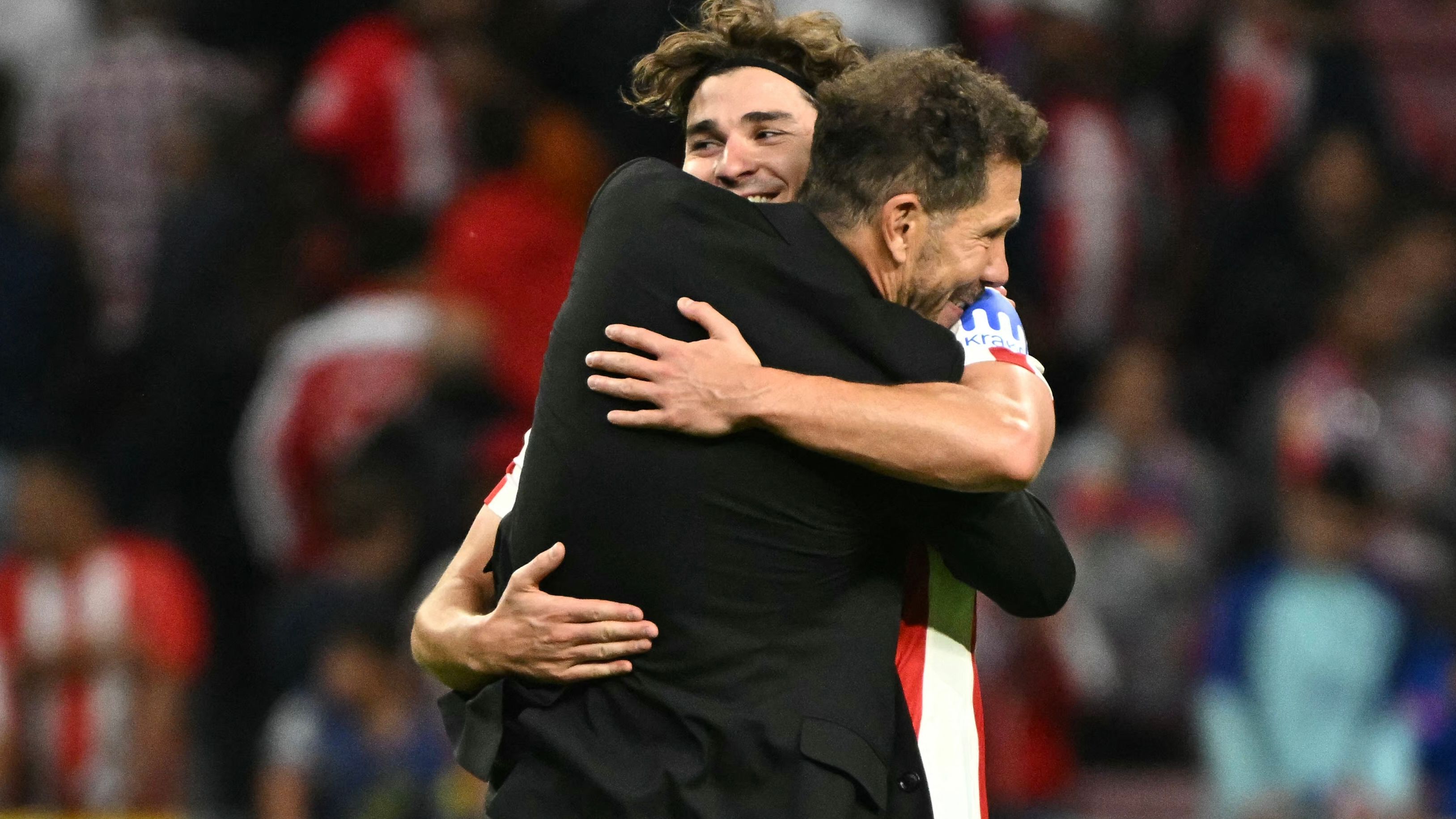 Paris Saint-Germain Considers Major Bid for Julian Alvarez as Atlético Madrid Sets High Transfer Fee for Former Manchester City Star