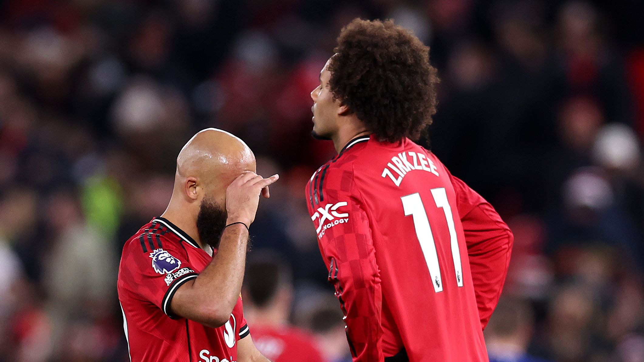 Manchester United Player Ratings vs Everton: Fernandes Struggles and Zirkzee Fails to Impress in Home Defeat Despite Opponent’s Red Card