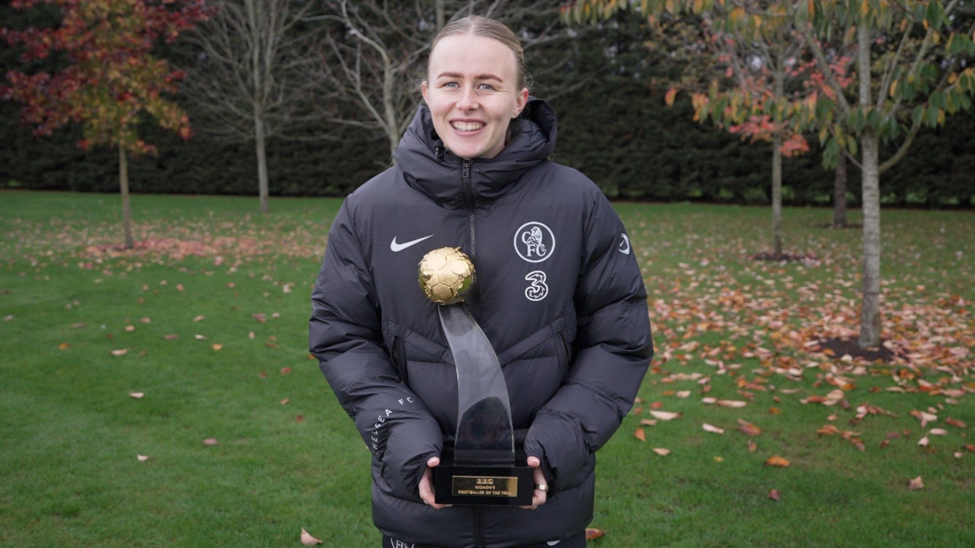 Hannah Hampton Claims BBC Women’s Footballer of the Year Award, Outshining Alessia Russo and Aitana Bonmatí in Prestigious Honour